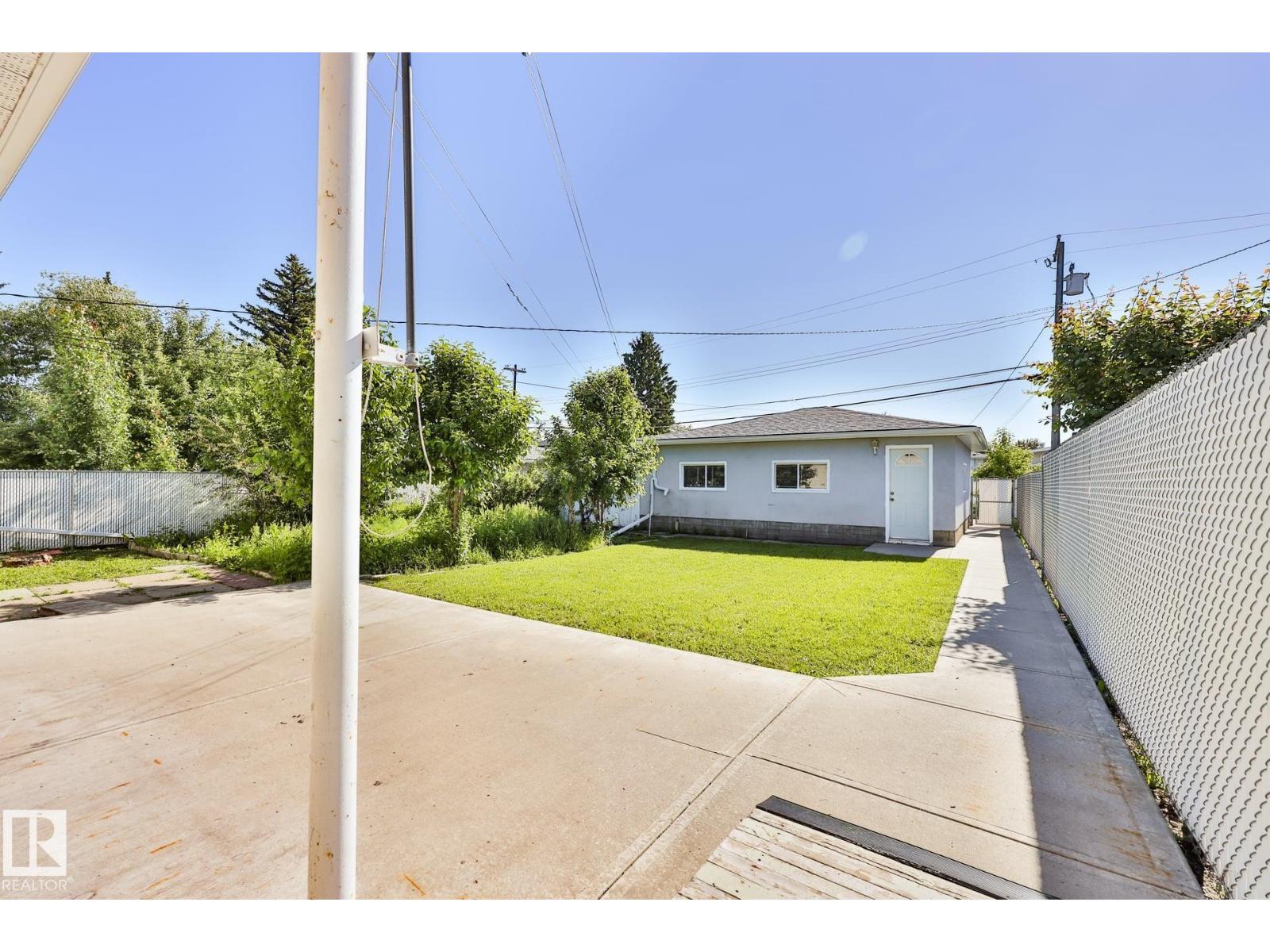 12919 86 ST NW - 8
