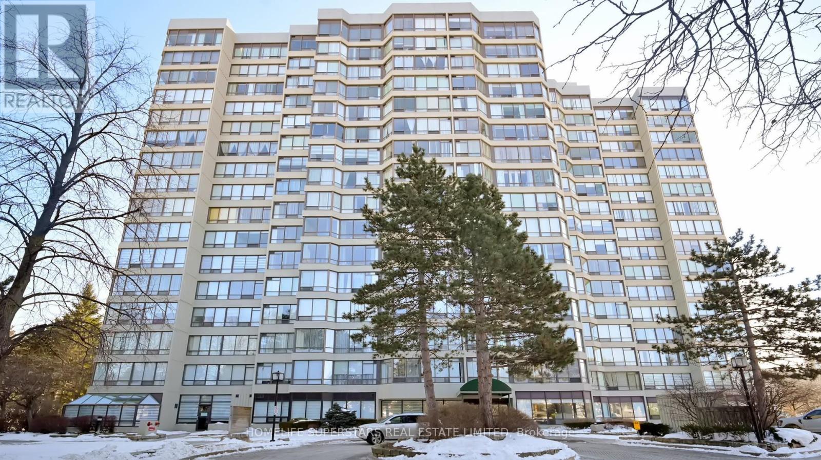 #301 26 HANOVER ROAD - 1