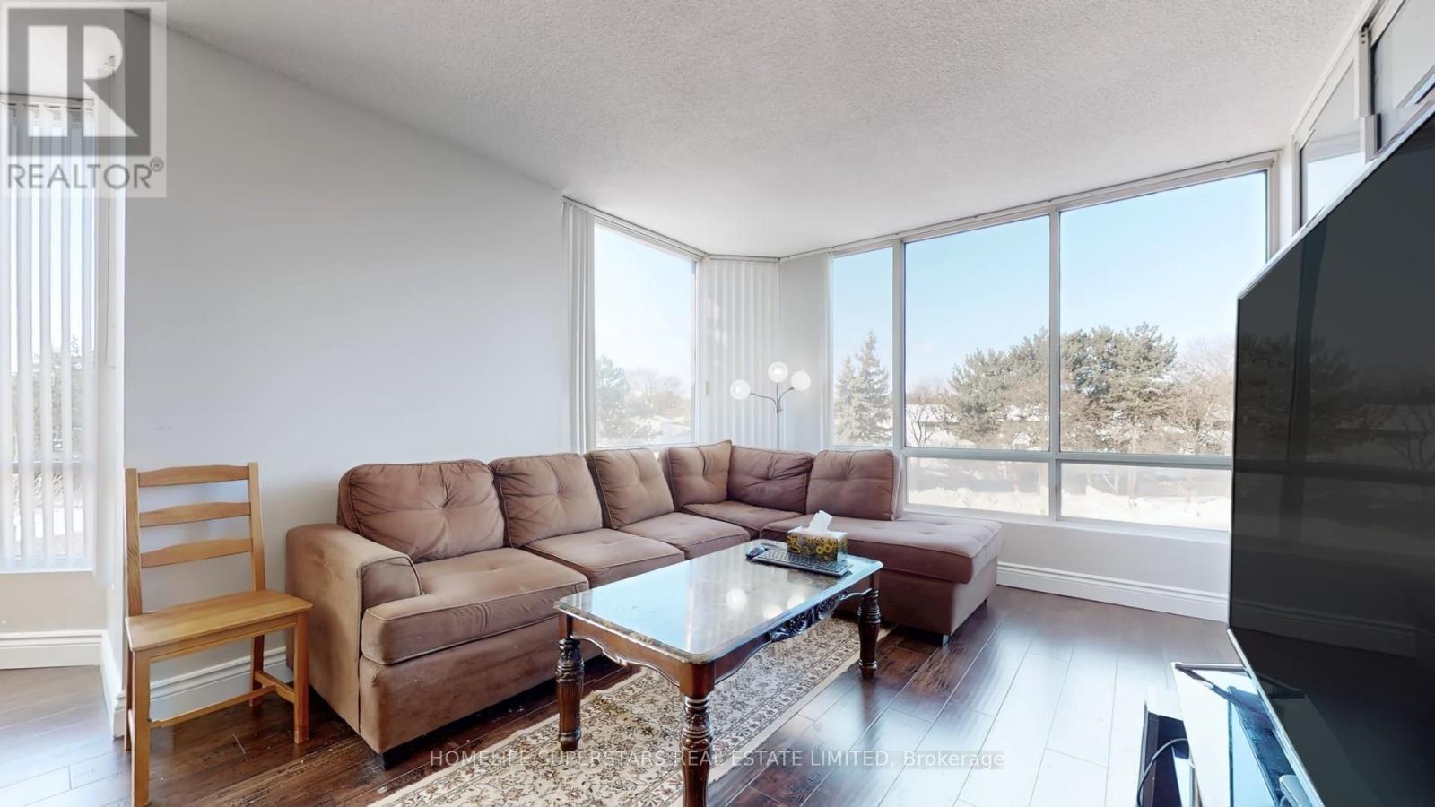 #301 26 HANOVER ROAD - 10