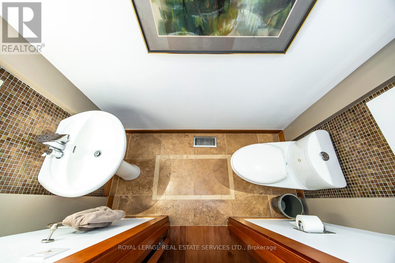 300 CANITAL COURT - 17