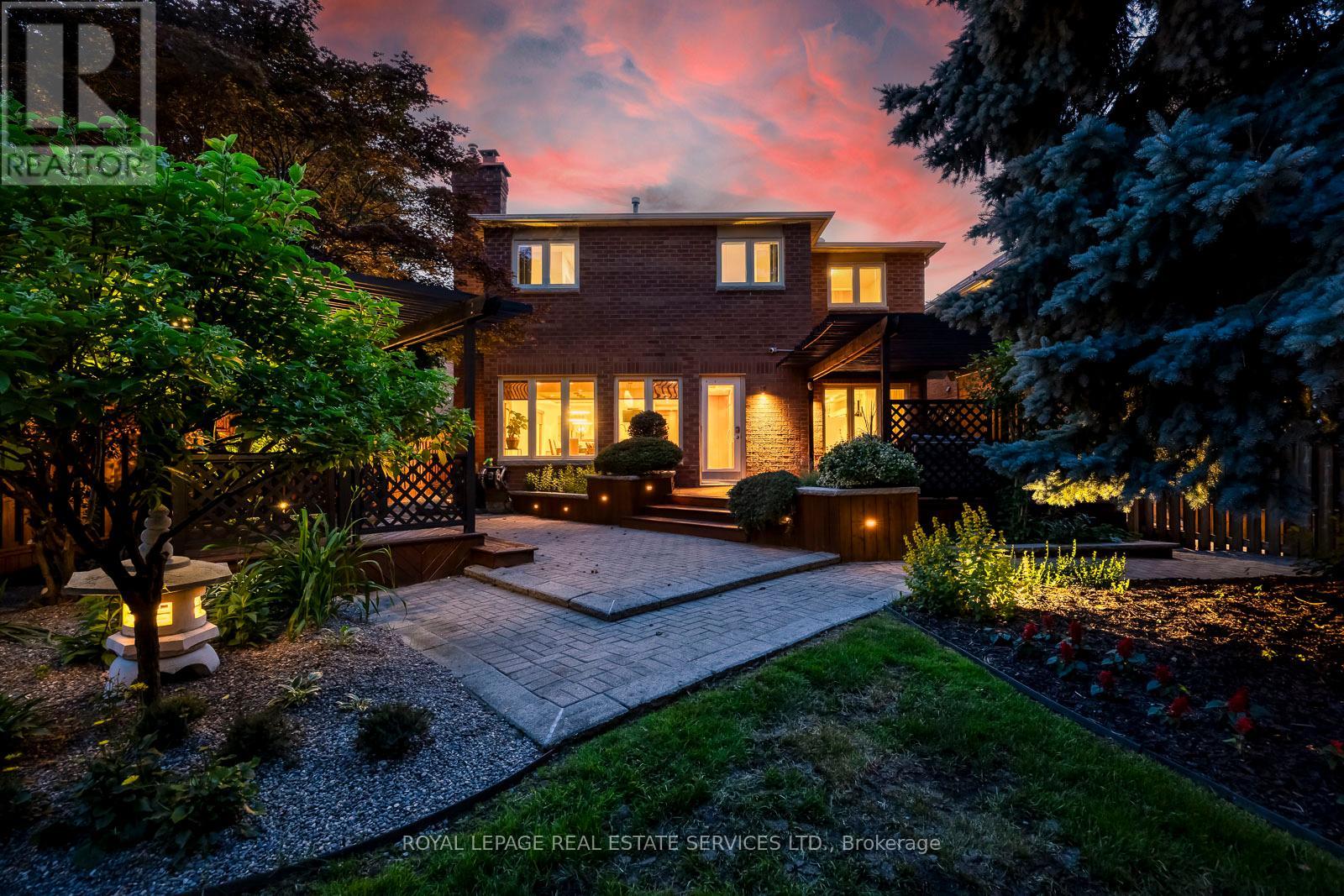 300 CANITAL COURT - 44