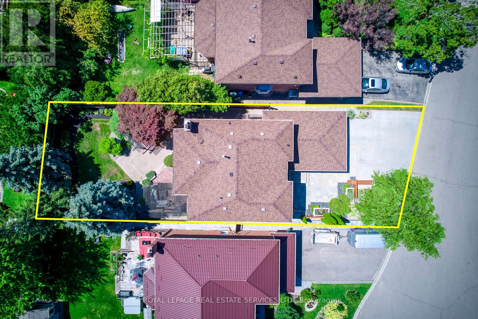 300 CANITAL COURT - 48
