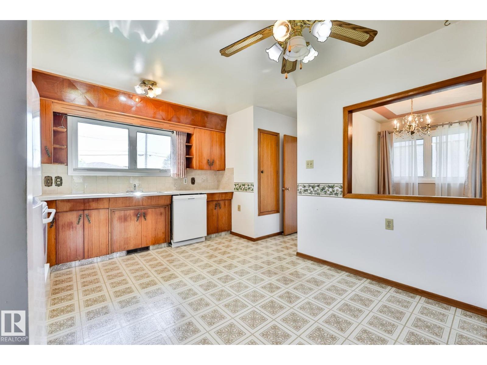 12919 86 ST NW - 25