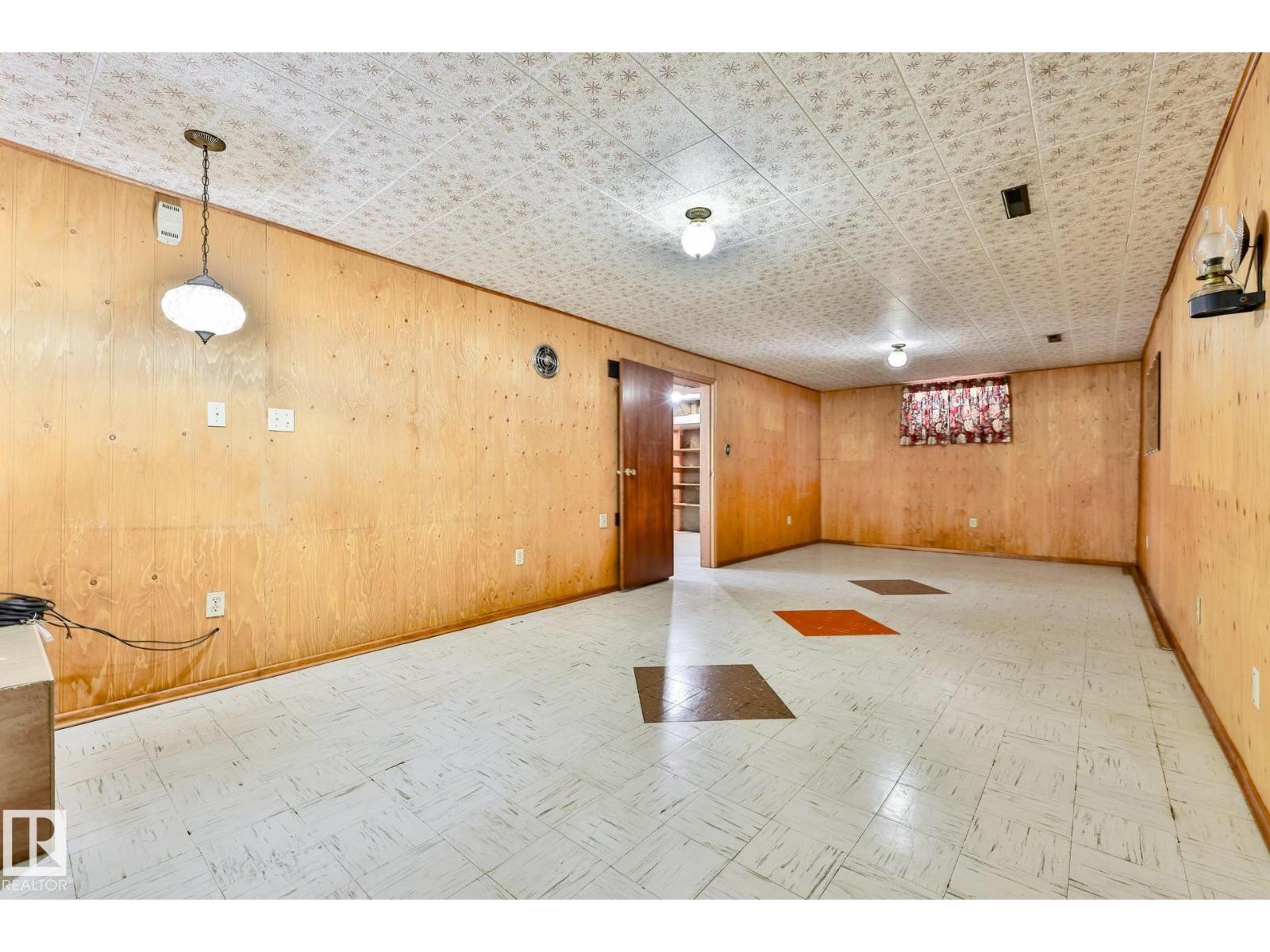 12919 86 ST NW - 46