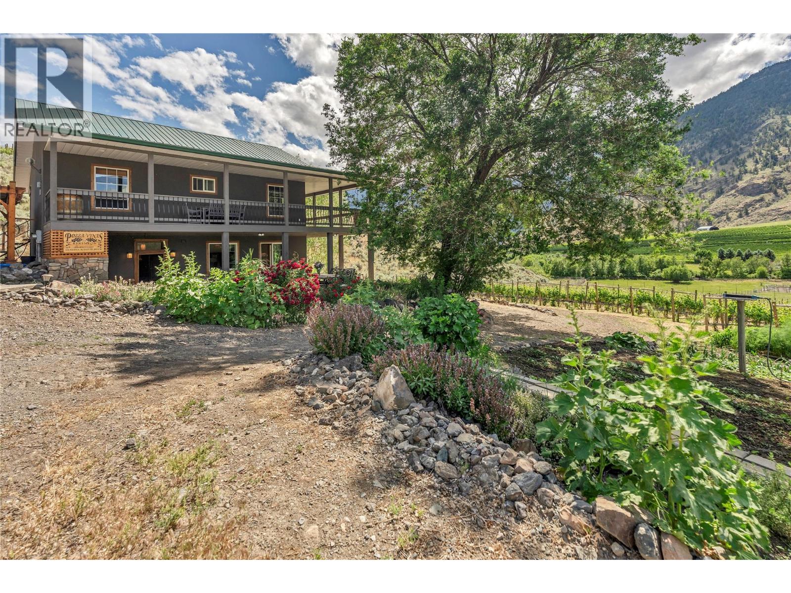 2795 Liddicoat Road - 34