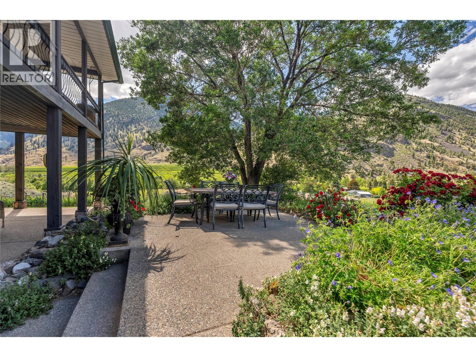 2795 Liddicoat Road - 37