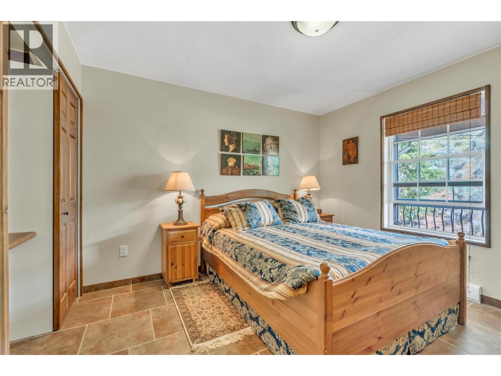 2795 Liddicoat Road - 31