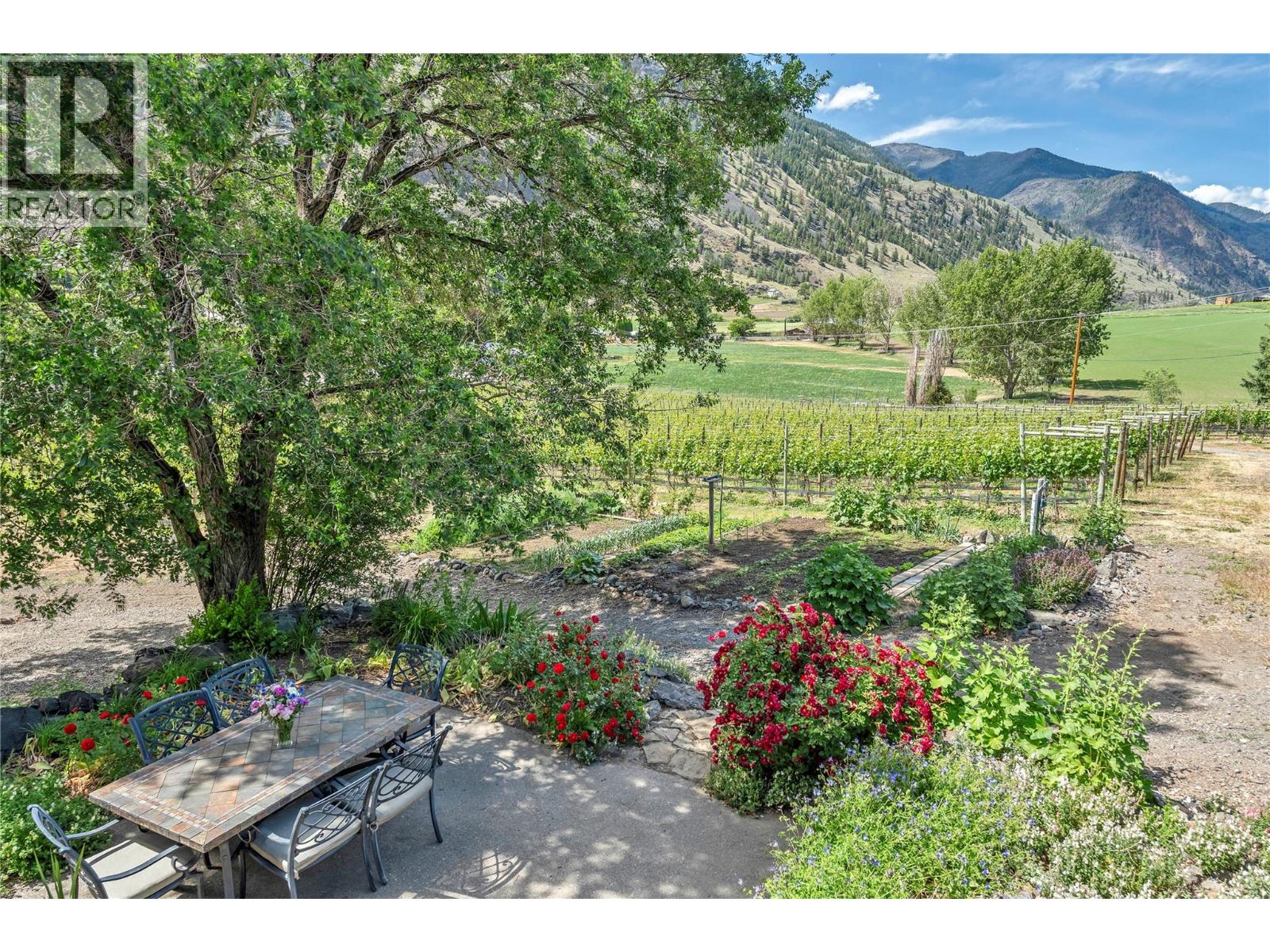 2795 Liddicoat Road - 39