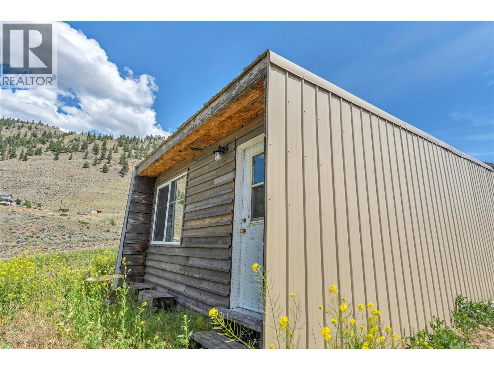 2795 Liddicoat Road - 56