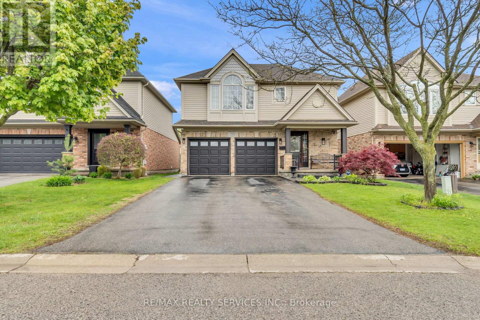 752 NORTH LEAKSDALE CIRCLE - 2