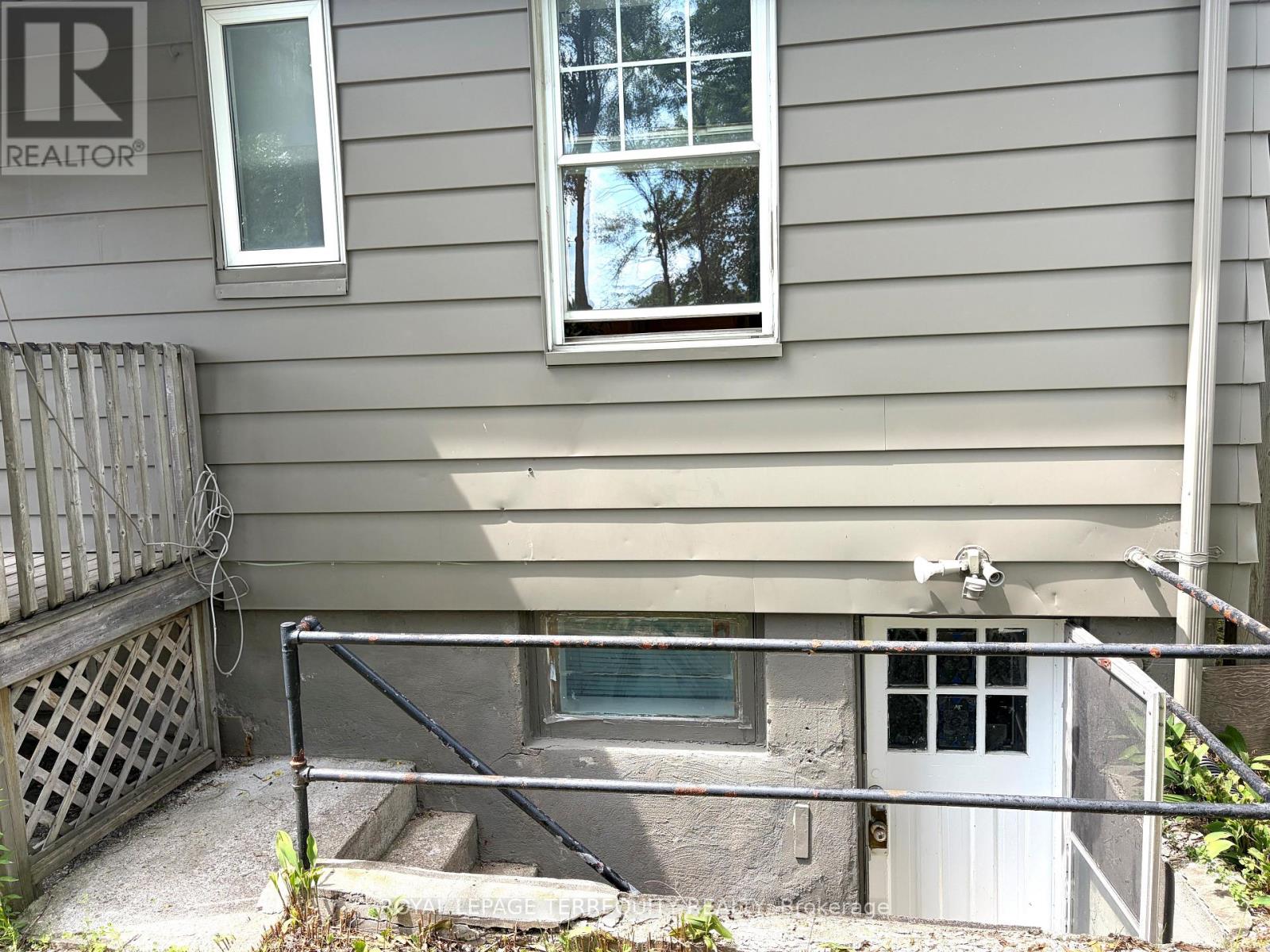 1181 FLORENCE STREET - 17