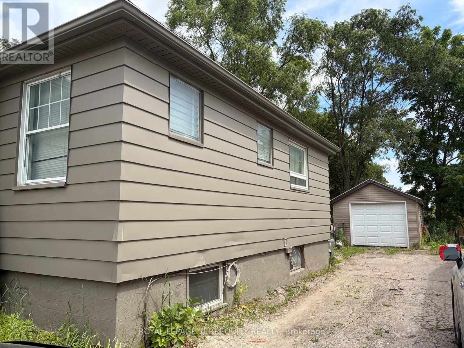 1181 FLORENCE STREET - 19