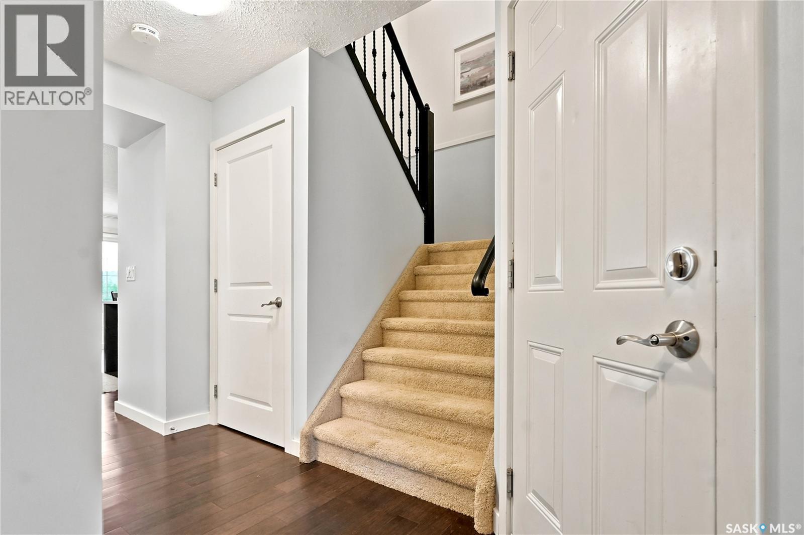 #102 410 Ledingham WAY - 21