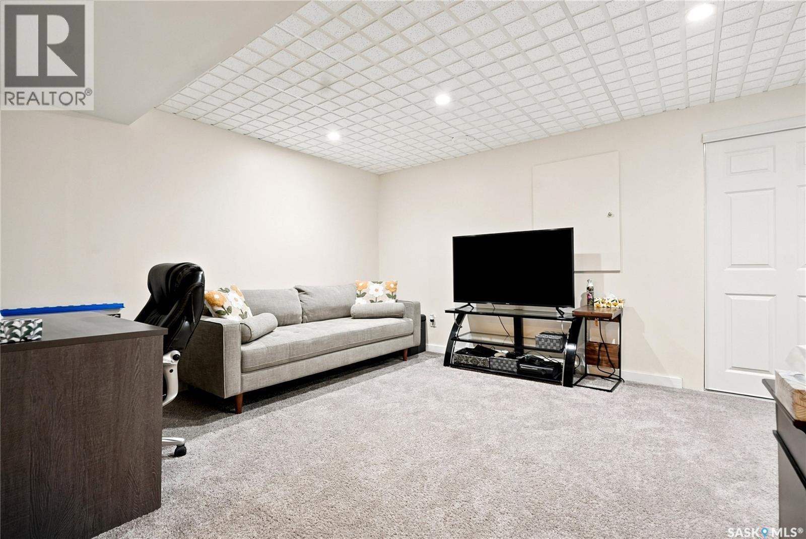 #102 410 Ledingham WAY - 39