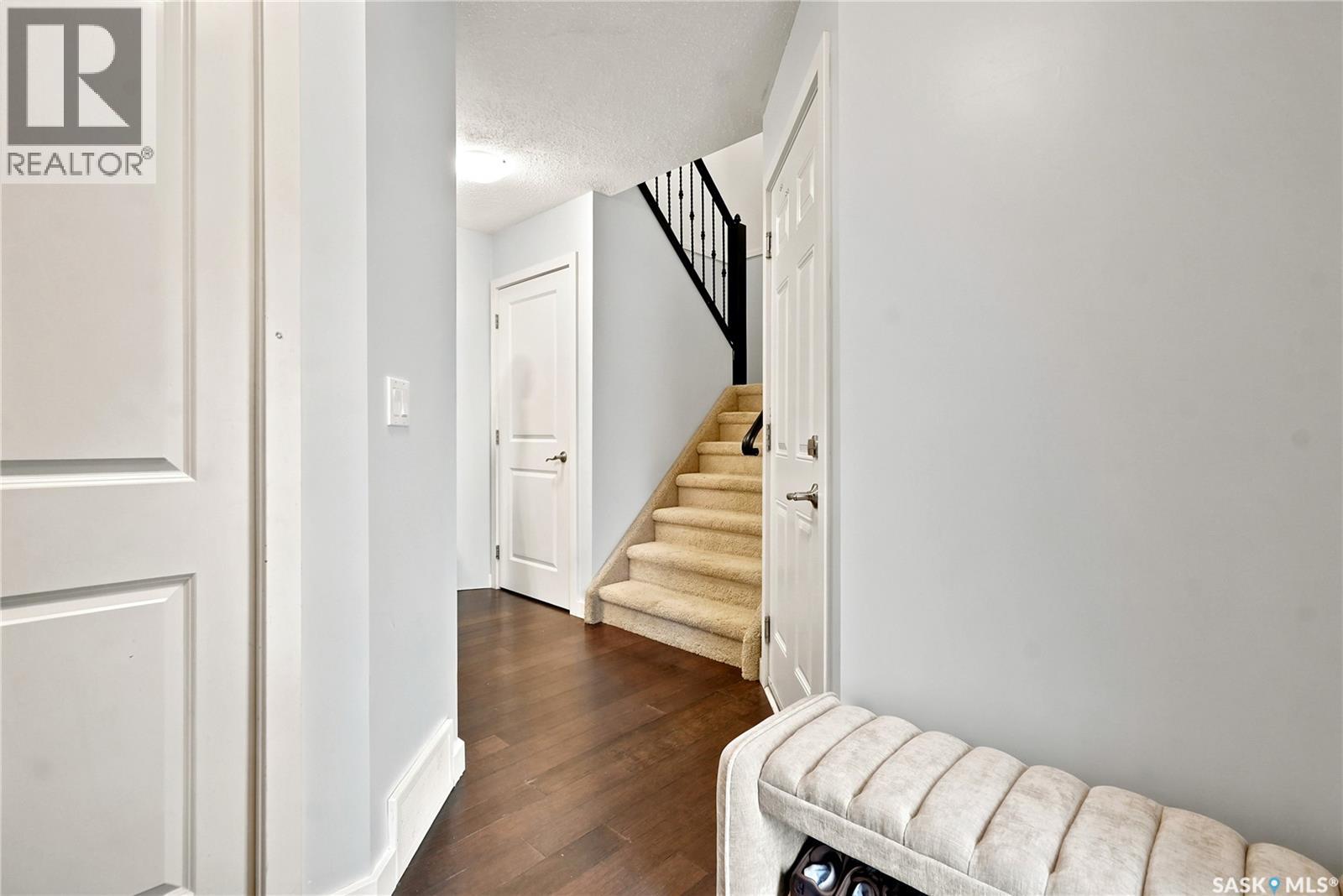 #102 410 Ledingham WAY - 5