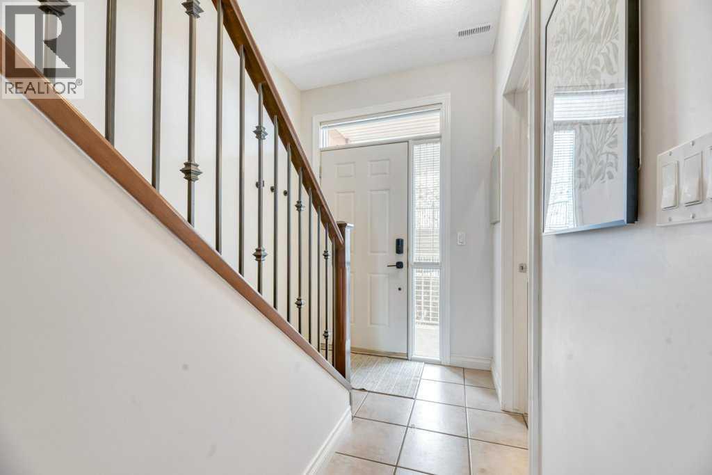 #13 148 Rockyledge View NW - 15