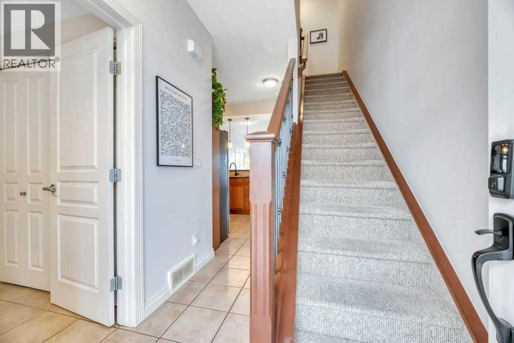 #13 148 Rockyledge View NW - 14
