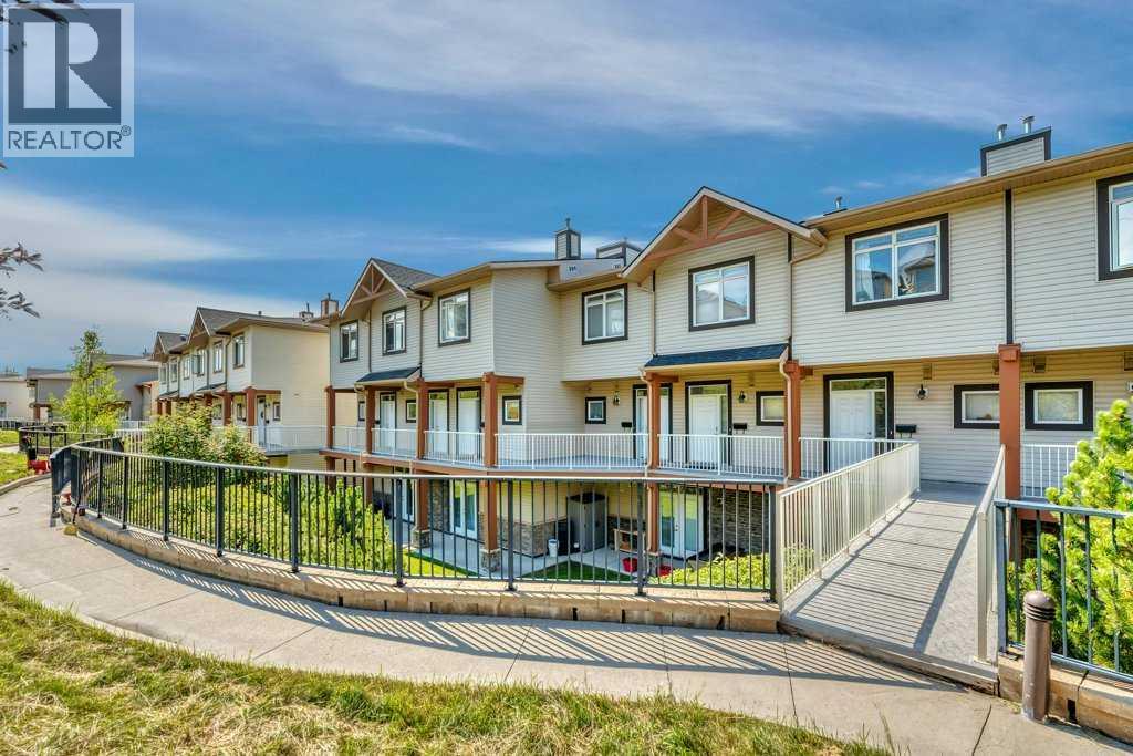 #13 148 Rockyledge View NW - 3