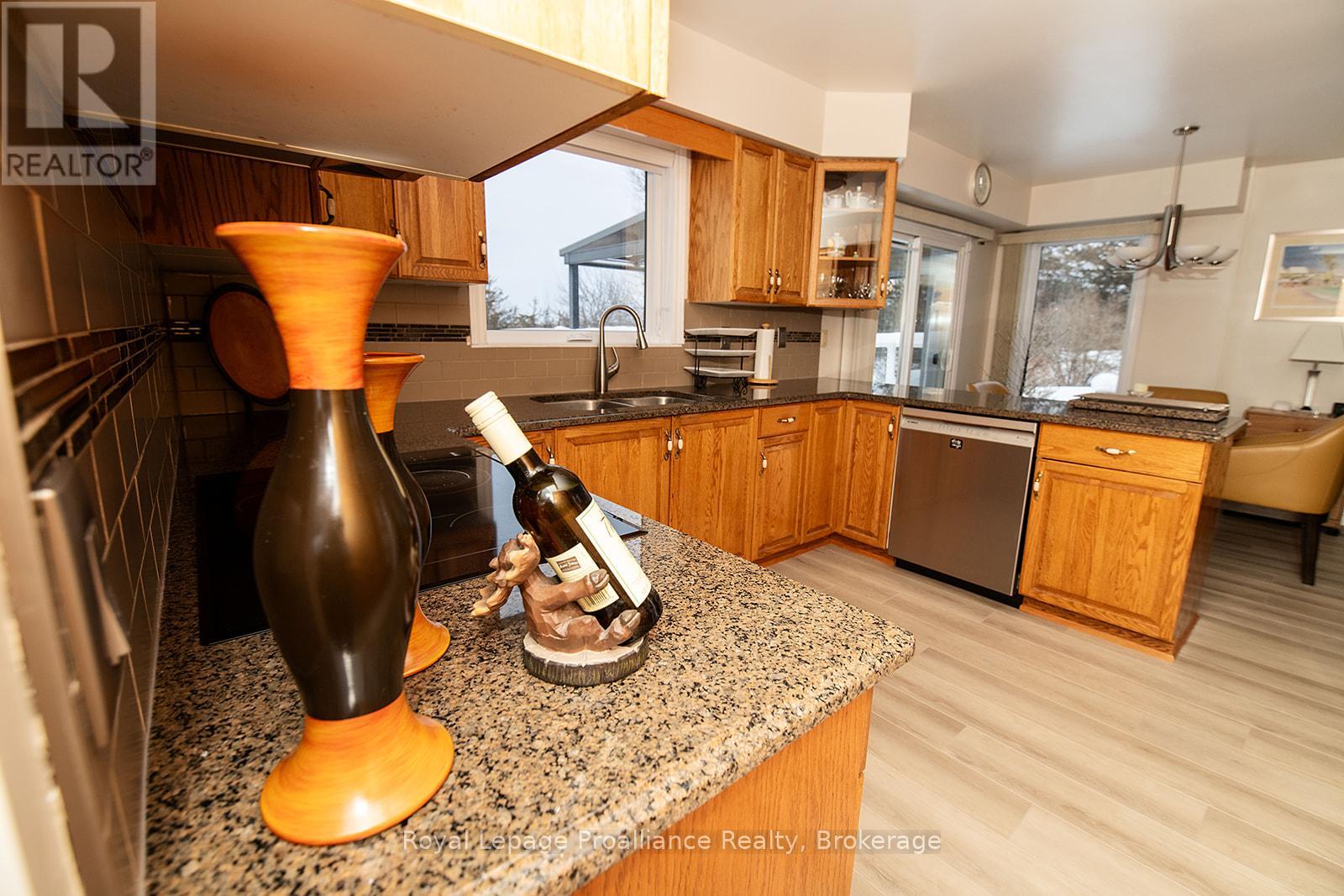 61 SILLS ROAD - 17