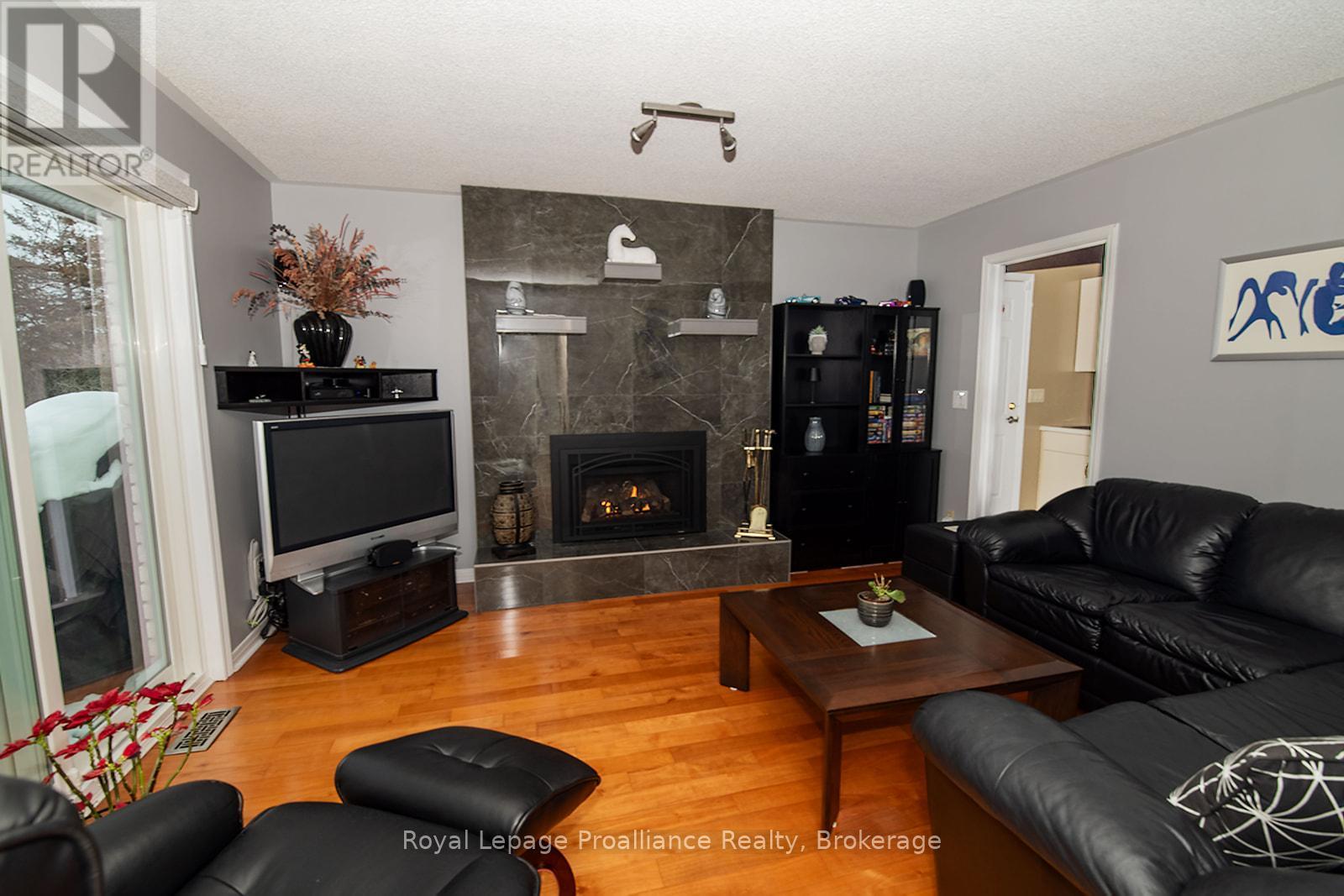 61 SILLS ROAD - 20