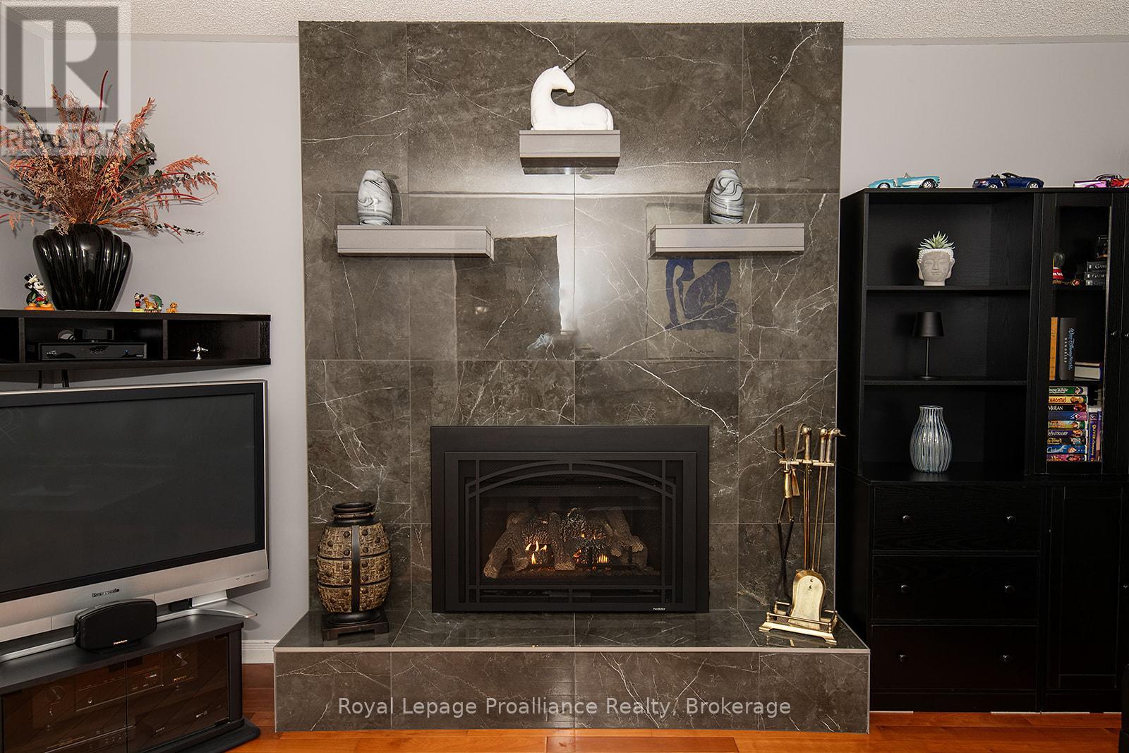 61 SILLS ROAD - 22