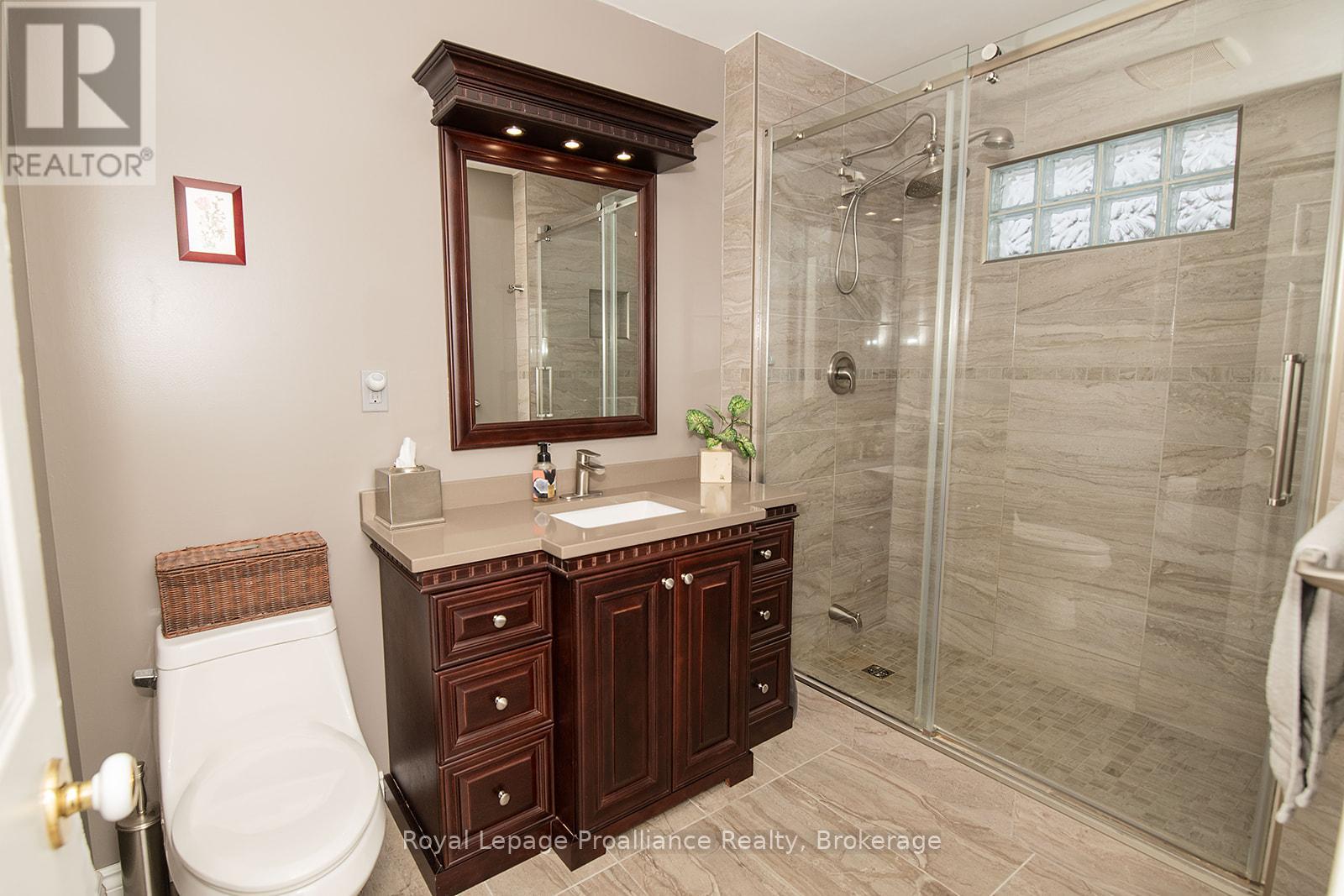 61 SILLS ROAD - 28