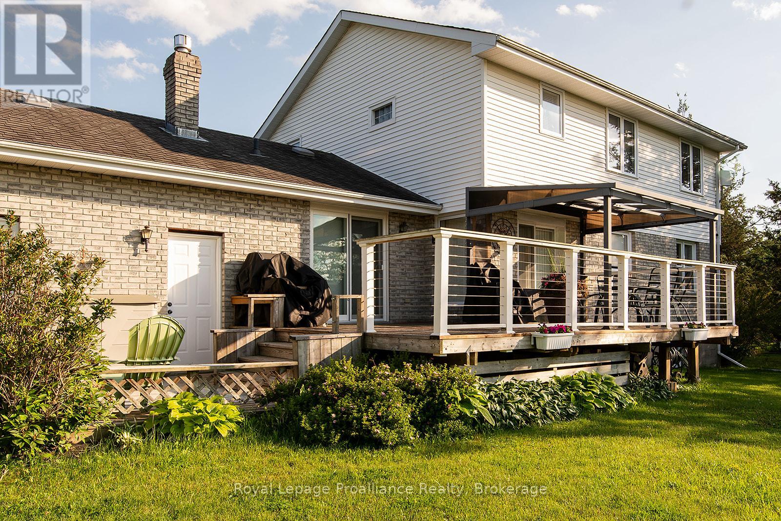 61 SILLS ROAD - 35
