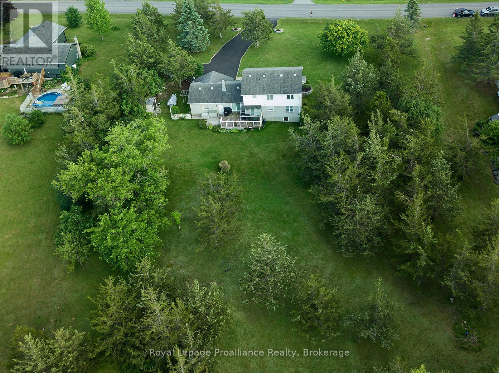61 SILLS ROAD - 41