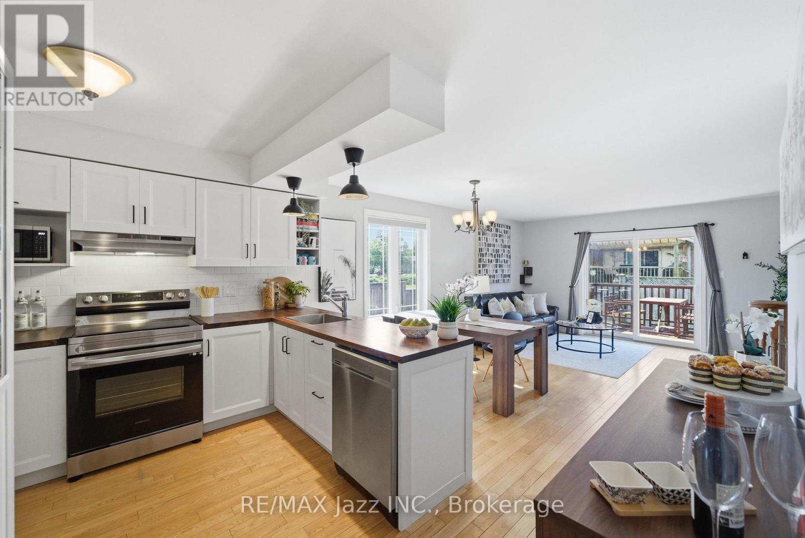 1 COOPER COURT - 12