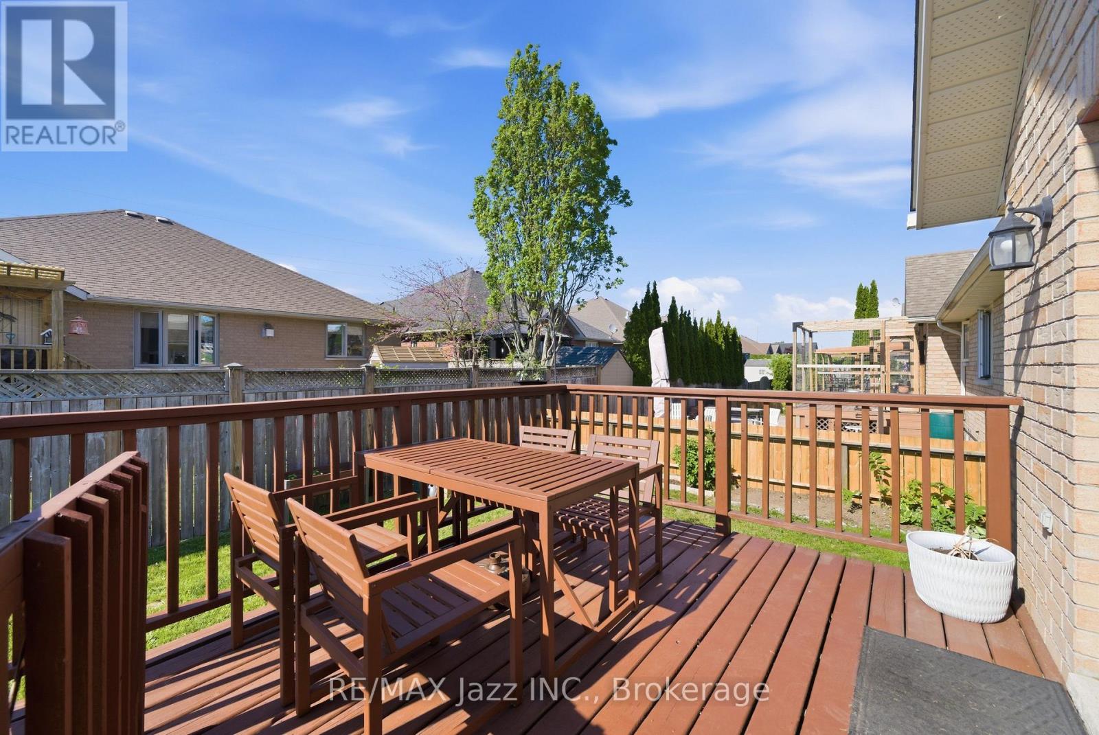 1 COOPER COURT - 37