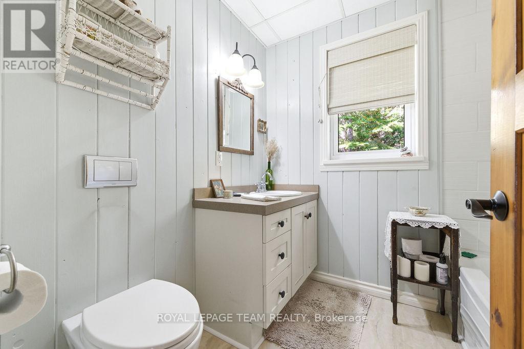 218 DIAMOND LAKE ROAD - 29