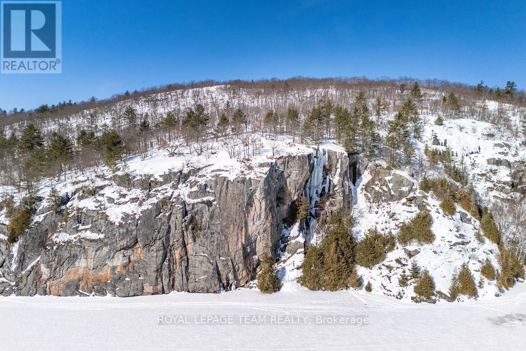 218 DIAMOND LAKE ROAD - 39