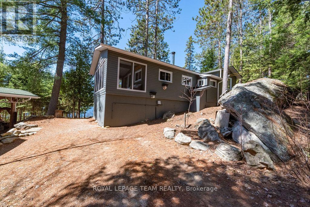 218 DIAMOND LAKE ROAD - 35