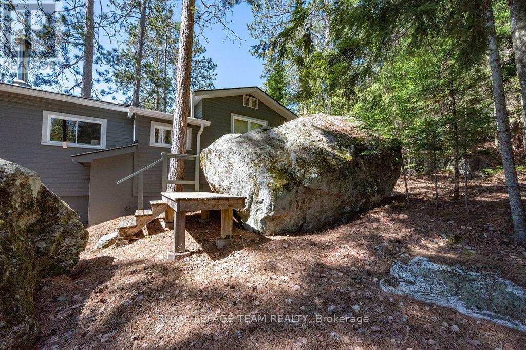 218 DIAMOND LAKE ROAD - 44