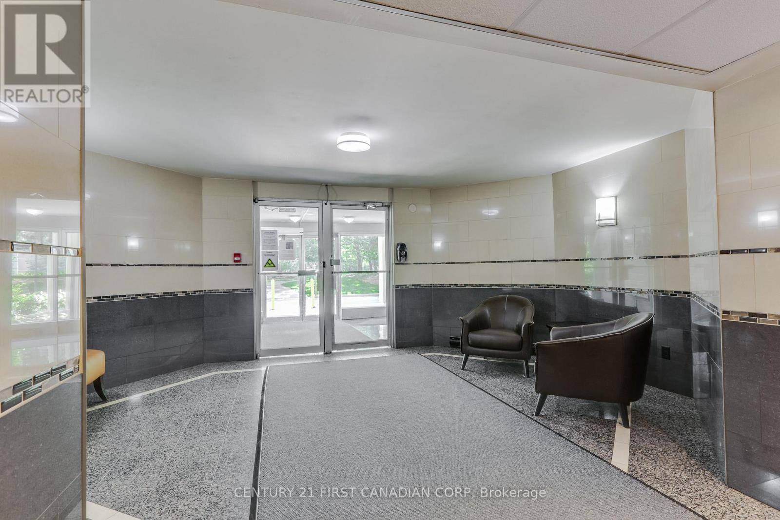 #404 1103 JALNA BOULEVARD - 4