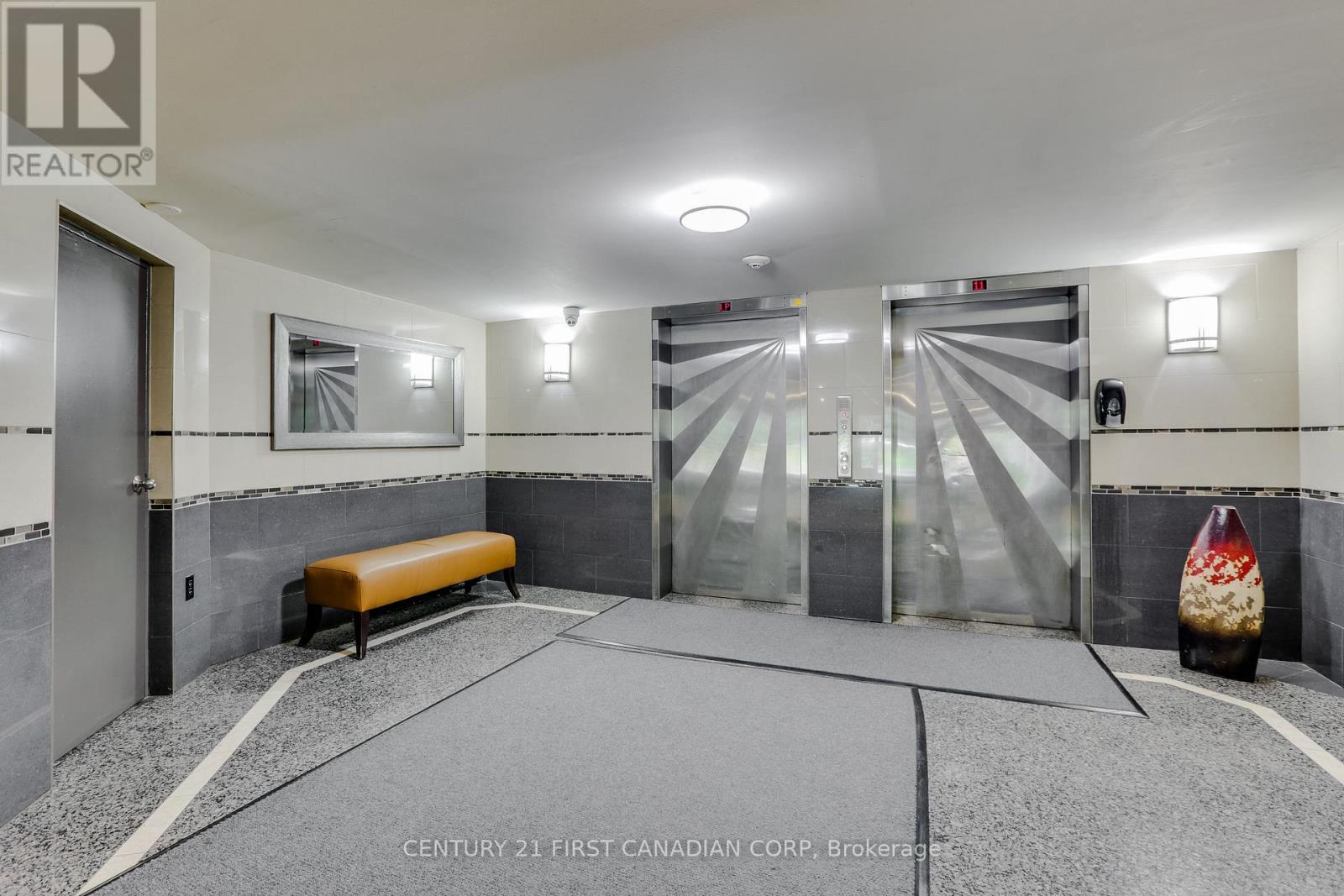 #404 1103 JALNA BOULEVARD - 5