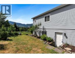 385 Lake Park Rd, Lake Cowichan, BC V0N2L0 Photo 23
