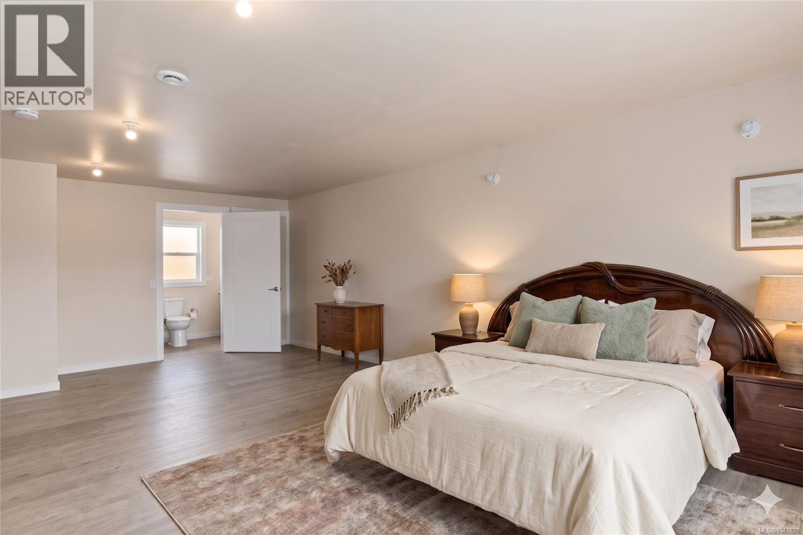 787 Stanhope Rd - 25