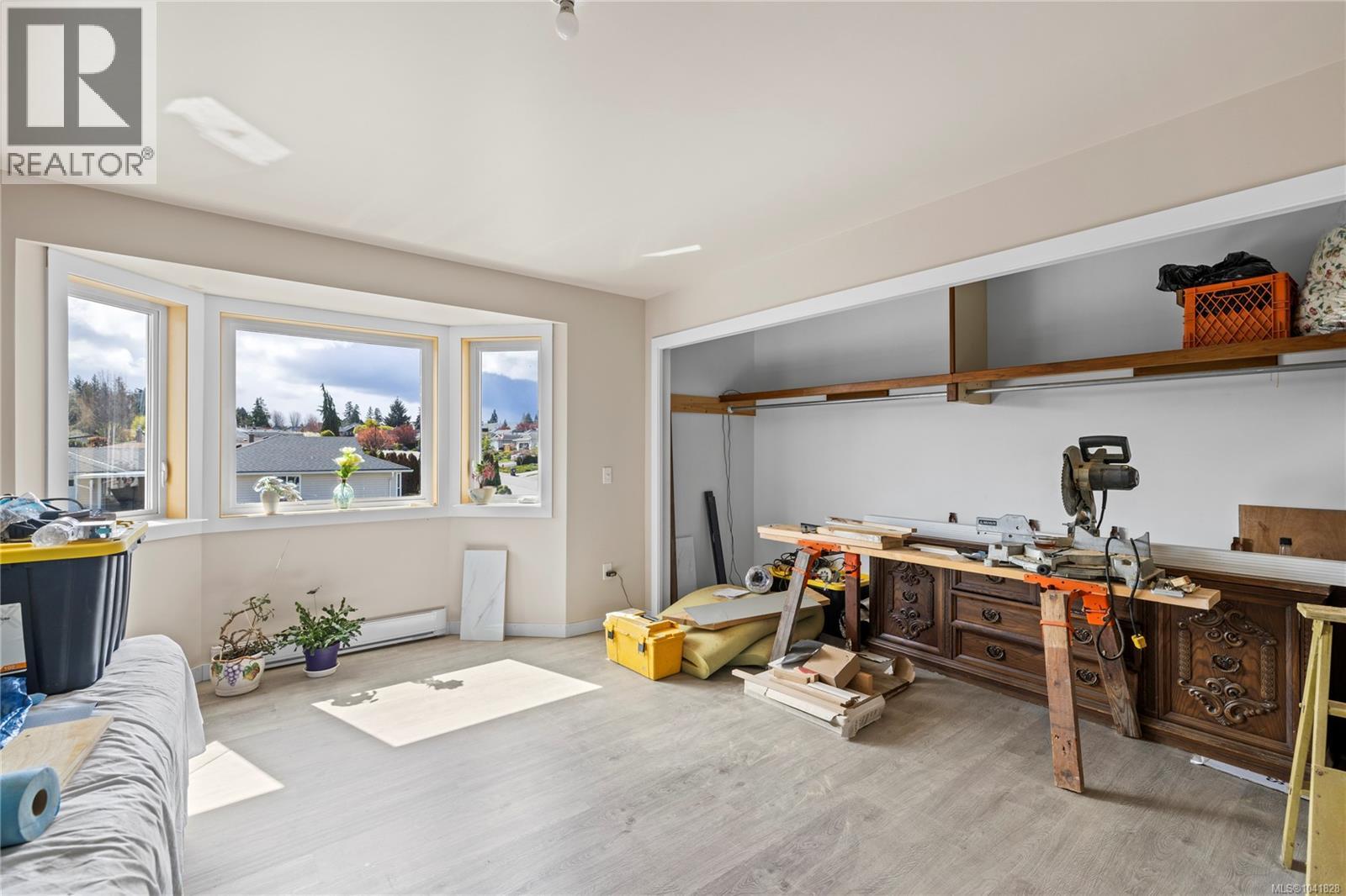 787 Stanhope Rd - 26