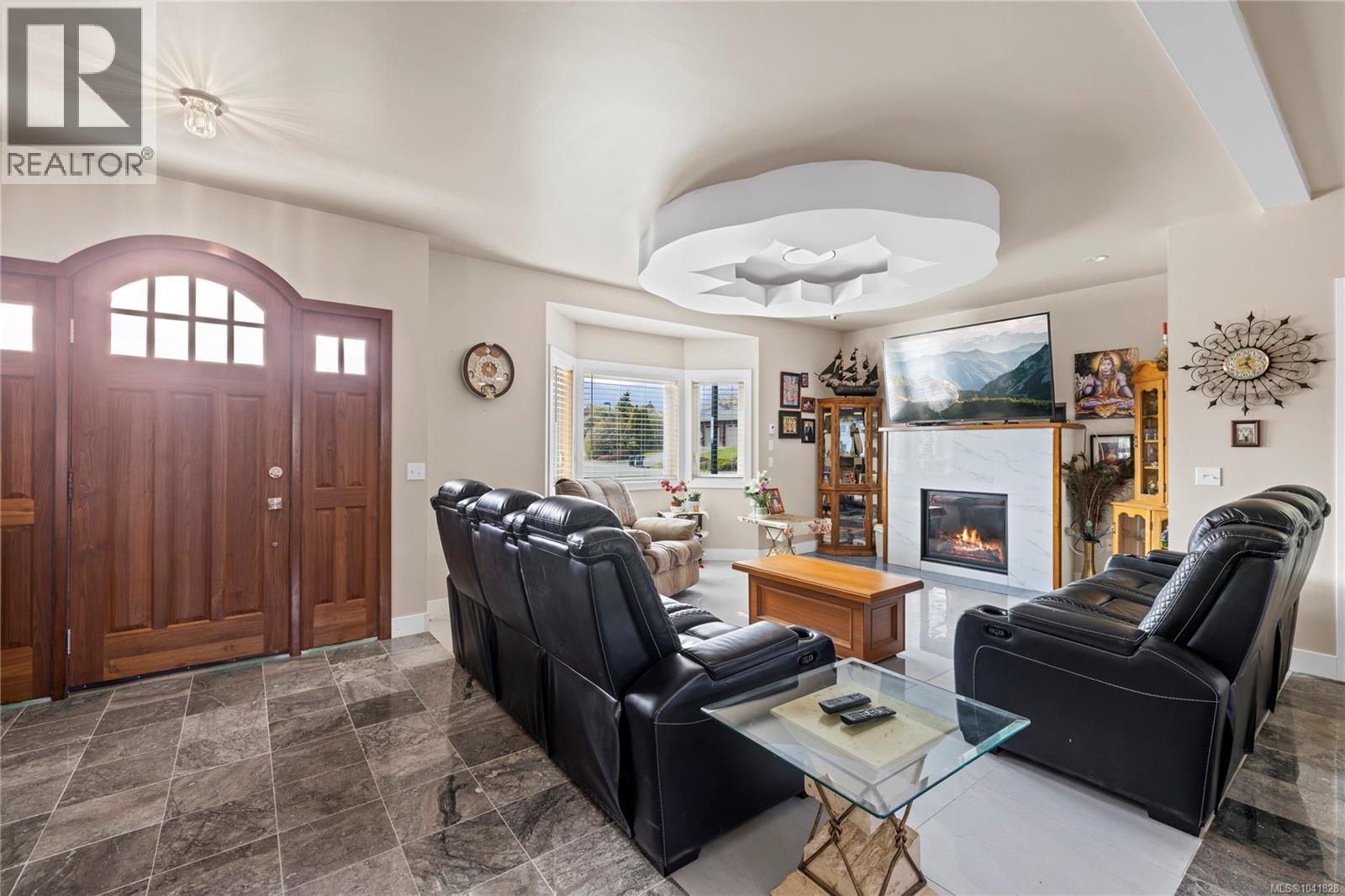 787 Stanhope Rd - 3