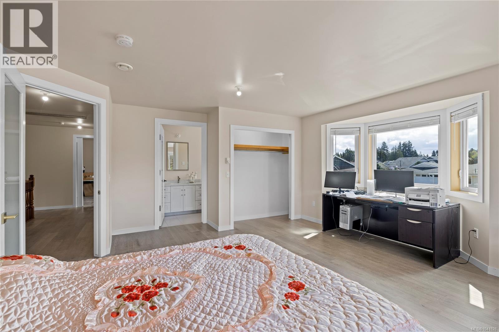 787 Stanhope Rd - 30