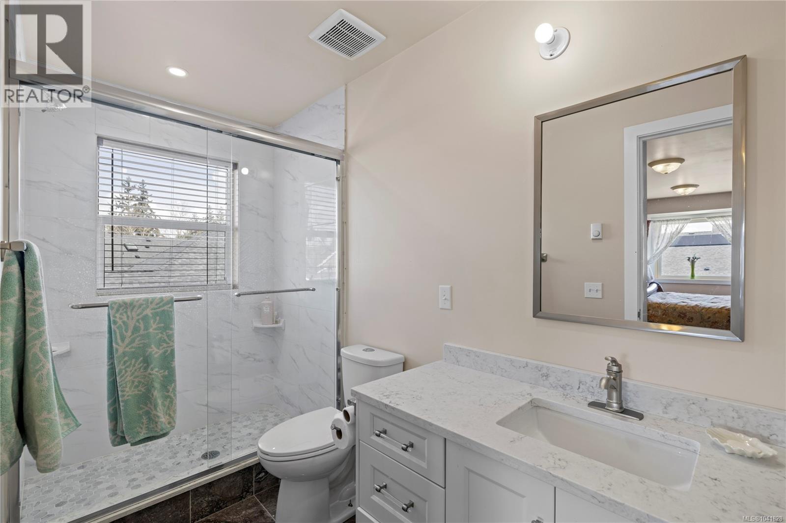 787 Stanhope Rd - 34