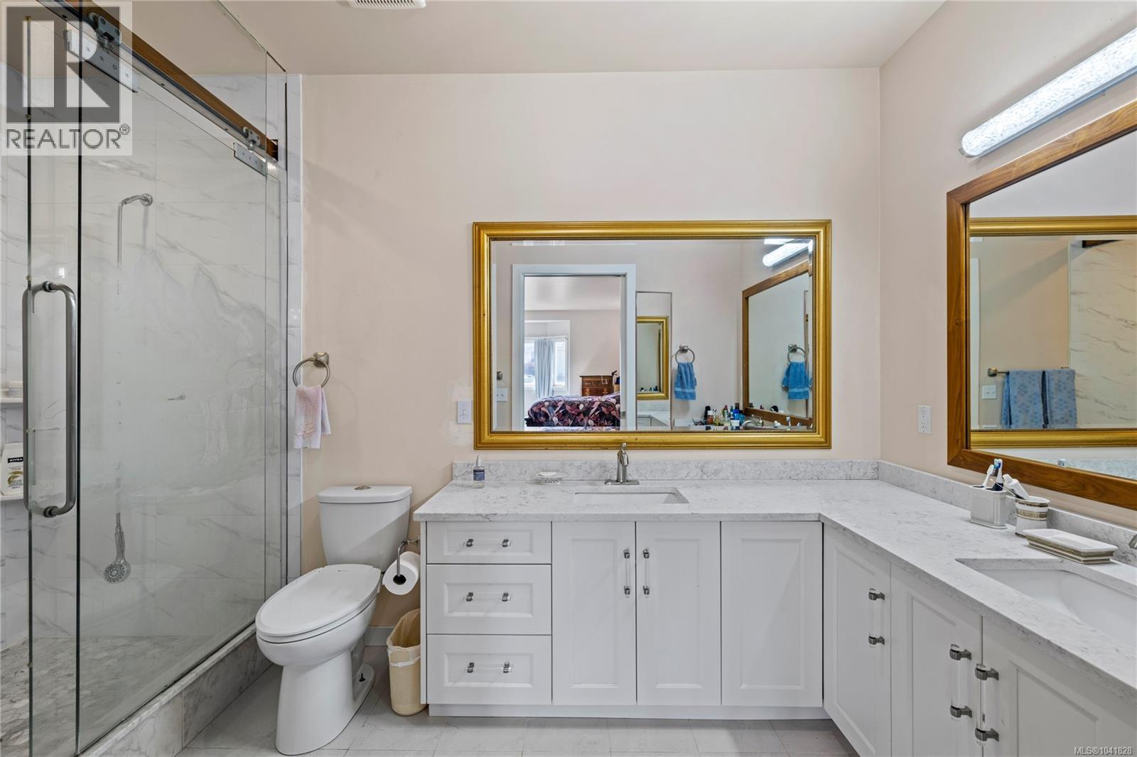 787 Stanhope Rd - 9