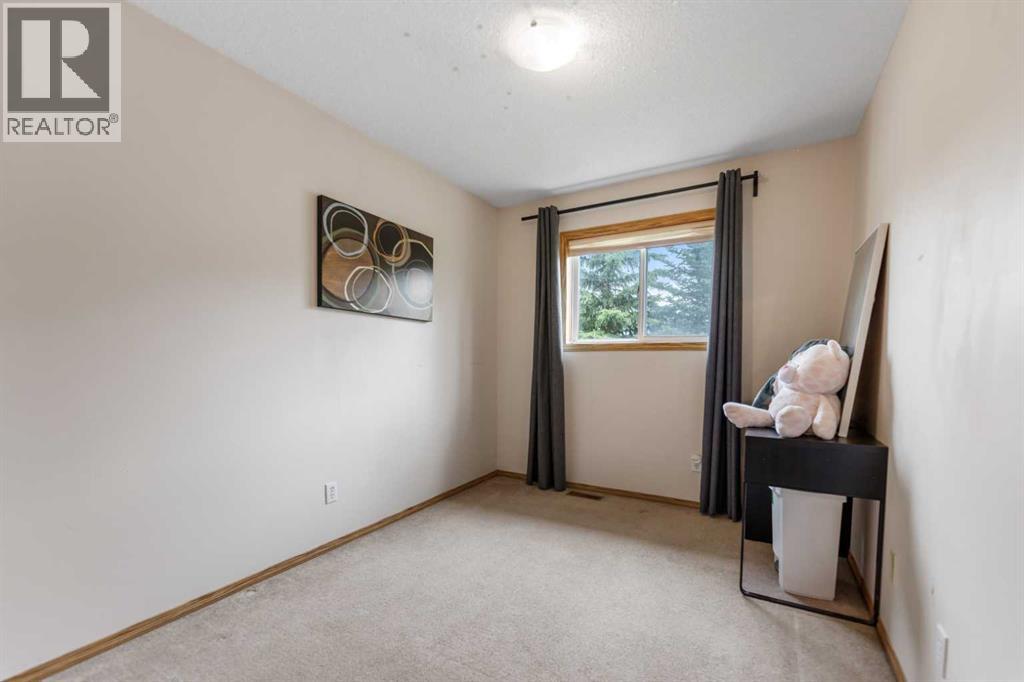 4 Millview Green SW - 26