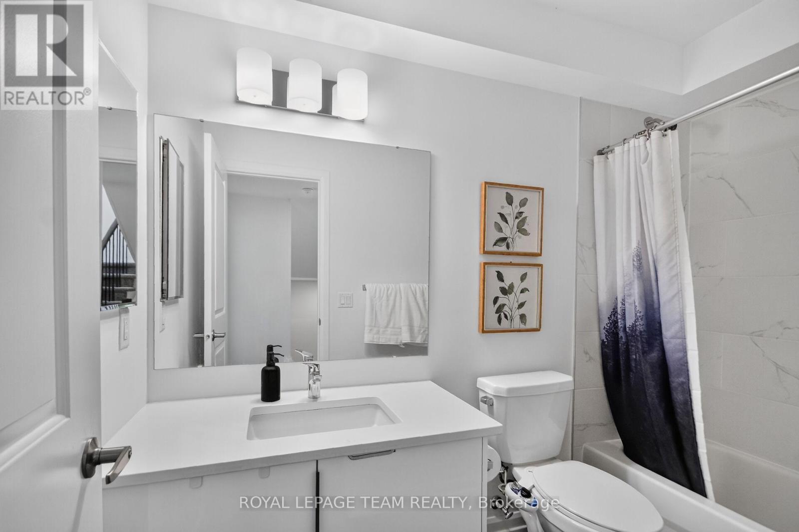 2706 DRAPER AVENUE - 29