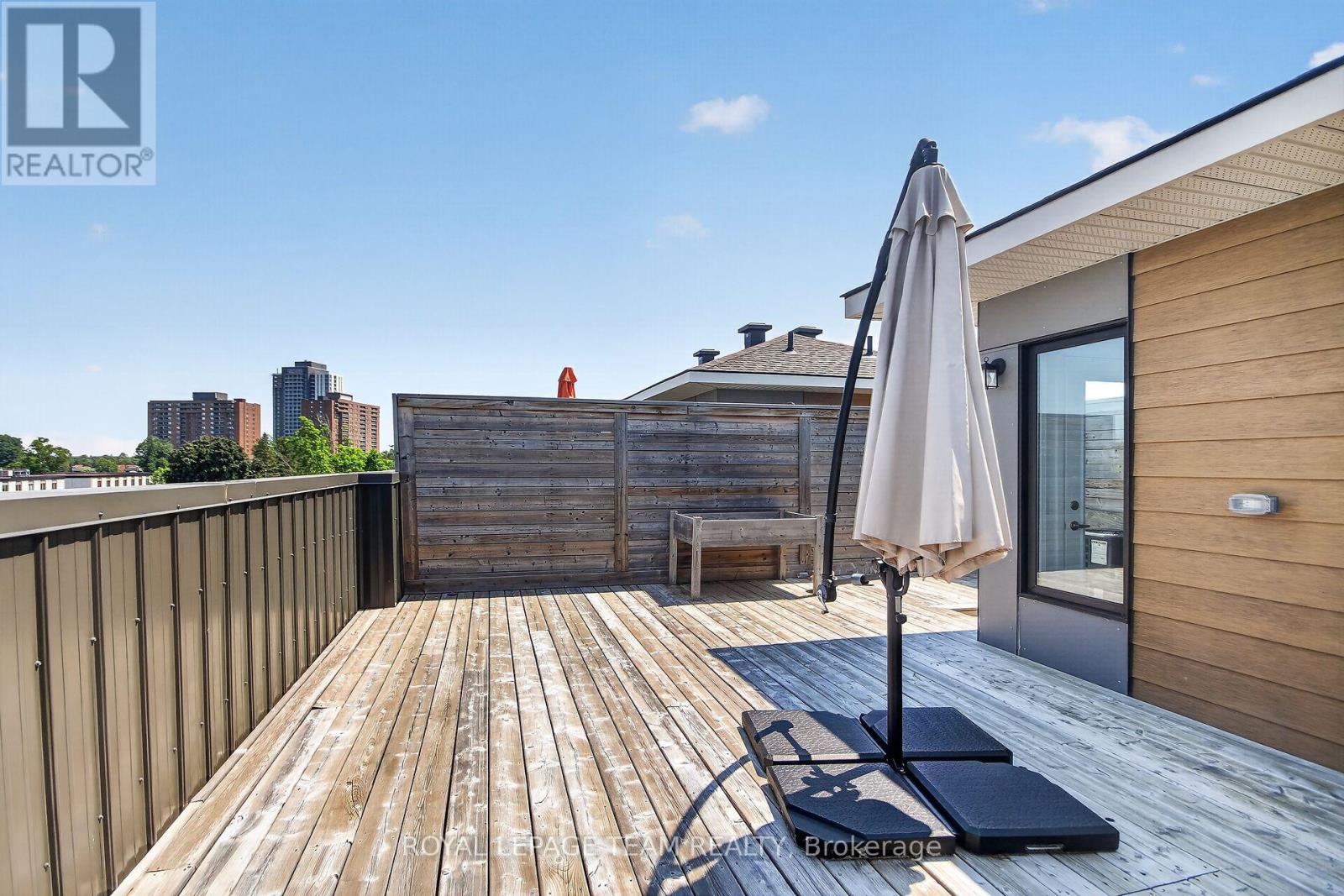 2706 DRAPER AVENUE - 36