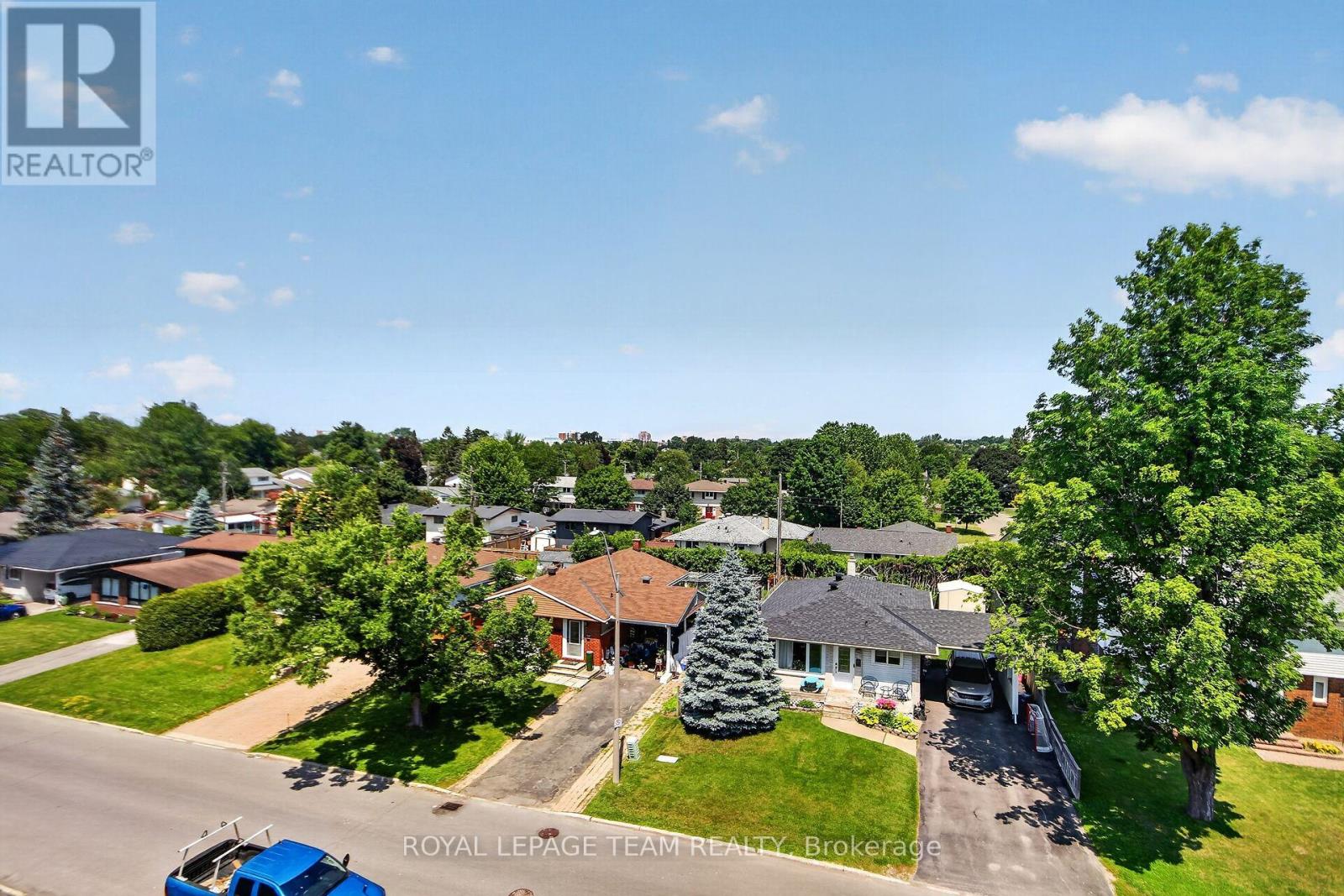 2706 DRAPER AVENUE - 37