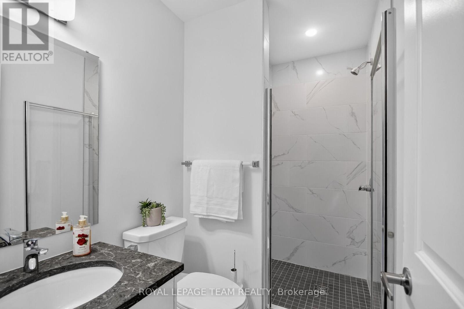 2706 DRAPER AVENUE - 6