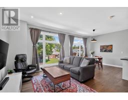 2706 Draper Avenue, Ottawa, ON K2H0C4 Photo 10