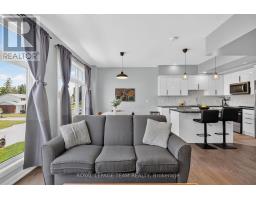 2706 Draper Avenue, Ottawa, ON K2H0C4 Photo 13